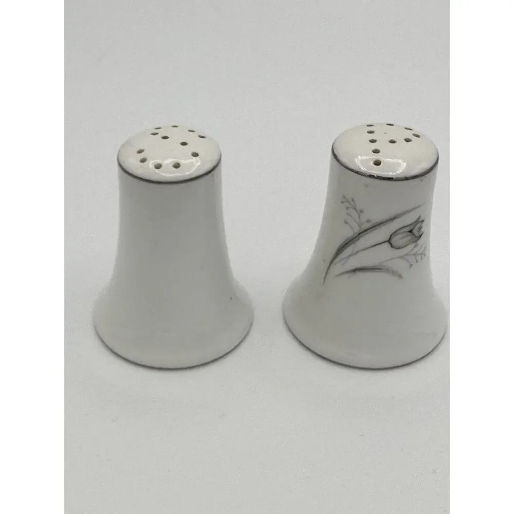 Kaysons collector decor salt